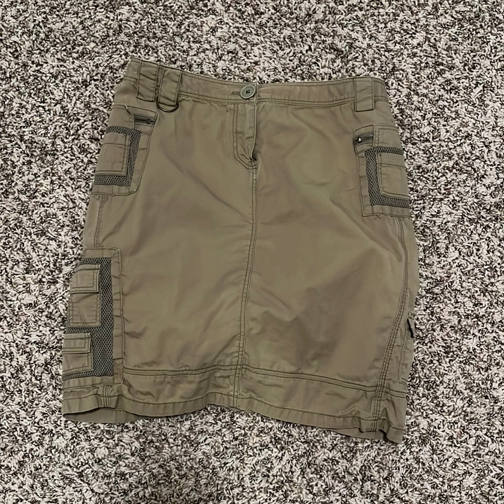 Green skirt
